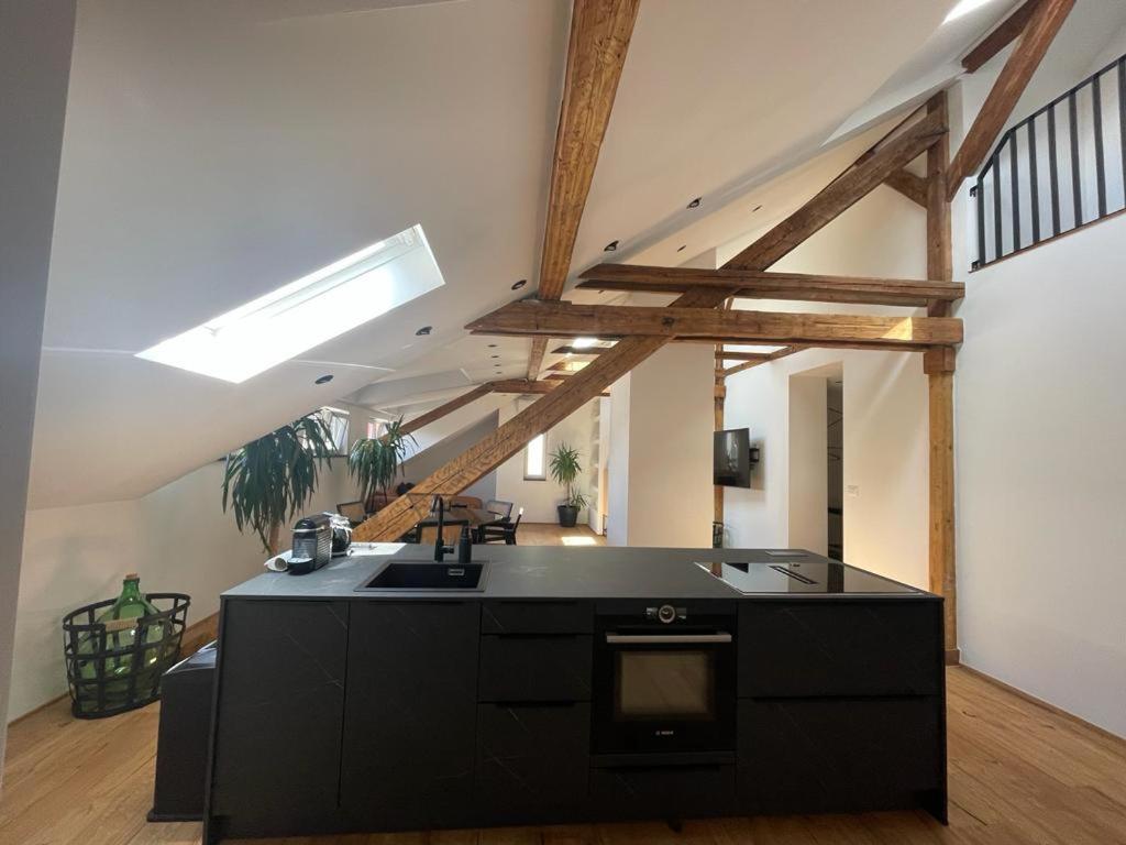 Split Rooftop Loft Extérieur photo